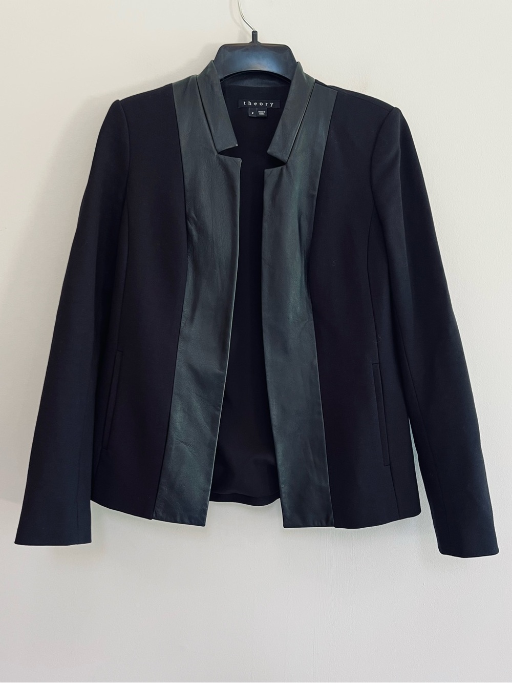 Theory Cirilo Rave Lamb Leather Trim Front Panel Open Blazer in Black, size 2